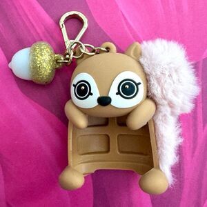 Bath & Body Works Fluffy Squirrel PocketBac Holder Acorn Light Clip